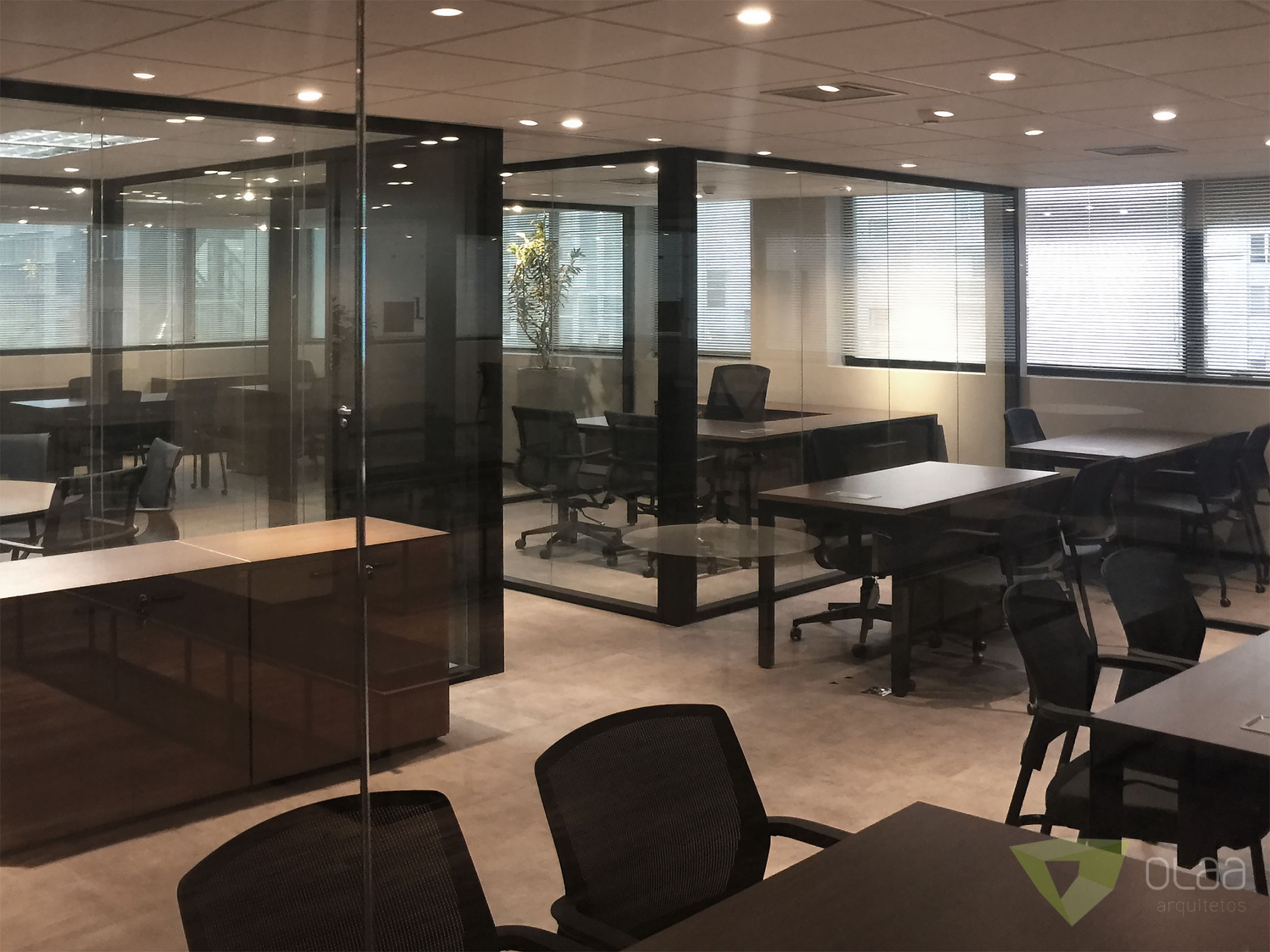 OLAA arquitetos 379ibmec21.JPG